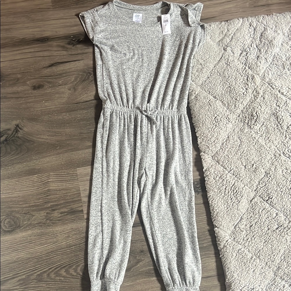 Gray Sleeveless Jumpsuit